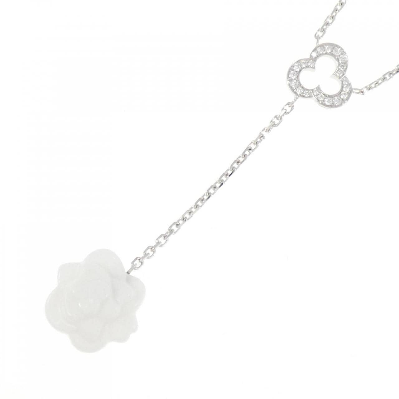 CHANEL camellia necklace