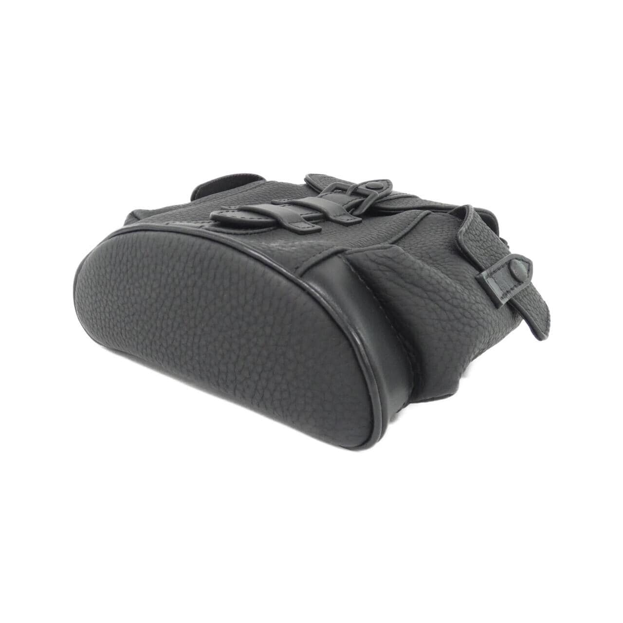 LOUIS VUITTON Taurillon Christopher XS M58495 单肩包
