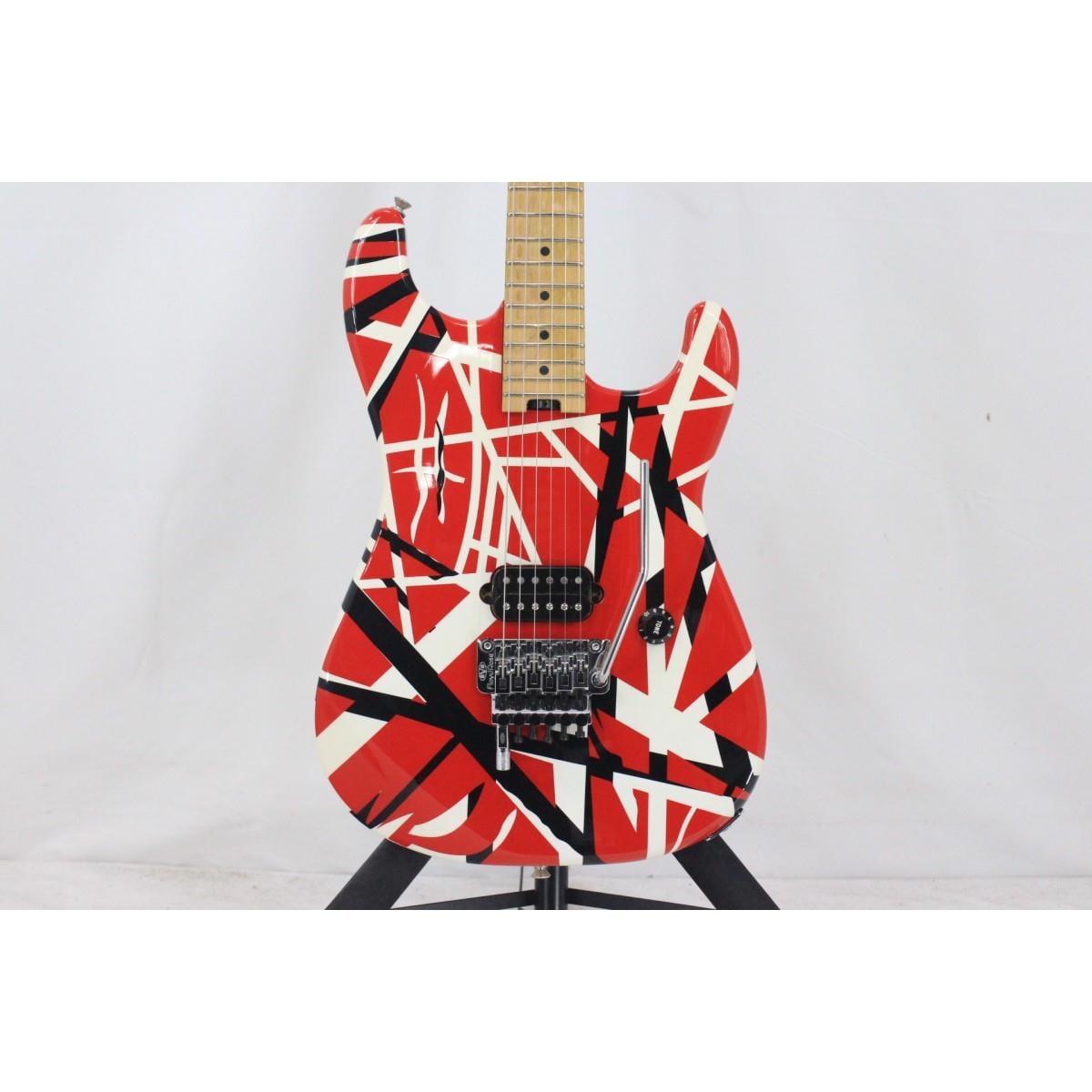 EVH STRIPED RED WITH BLACK