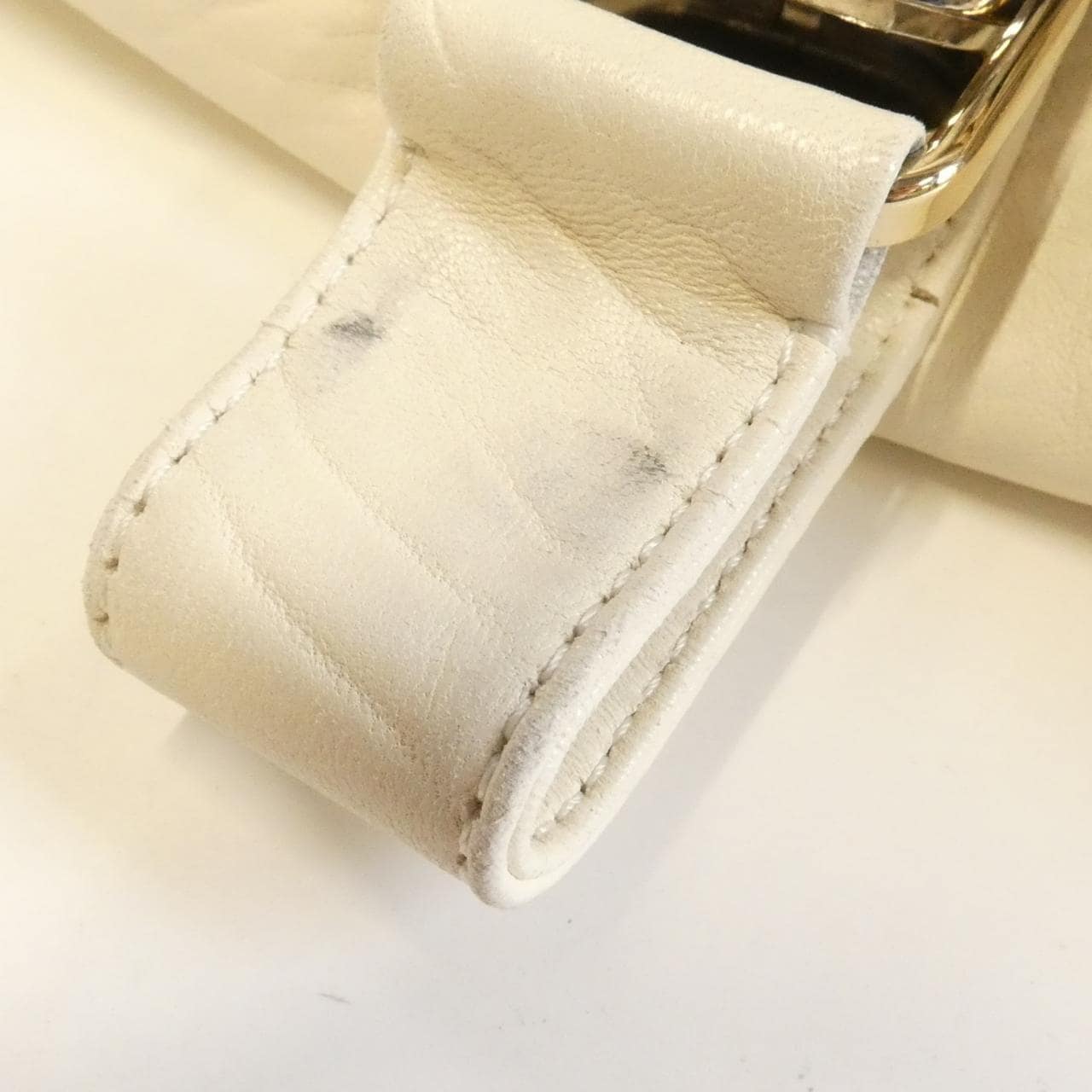 フェンディ SPY 8BR511 UN2 バッグ