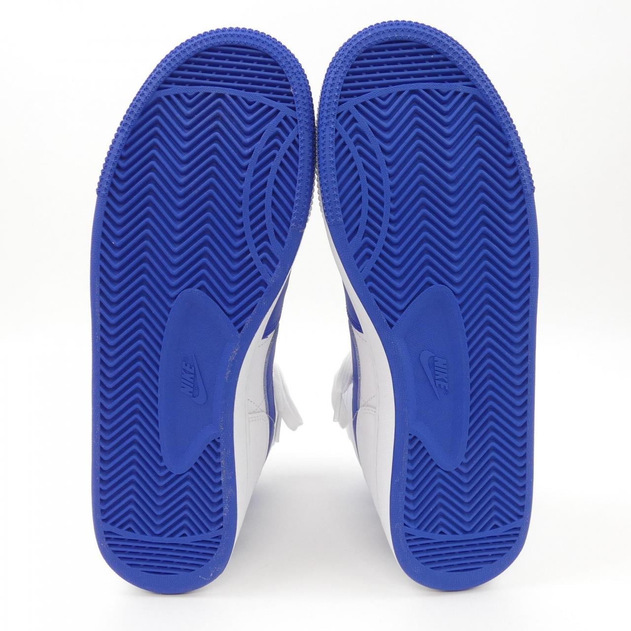ナイキ NIKE スニーカー