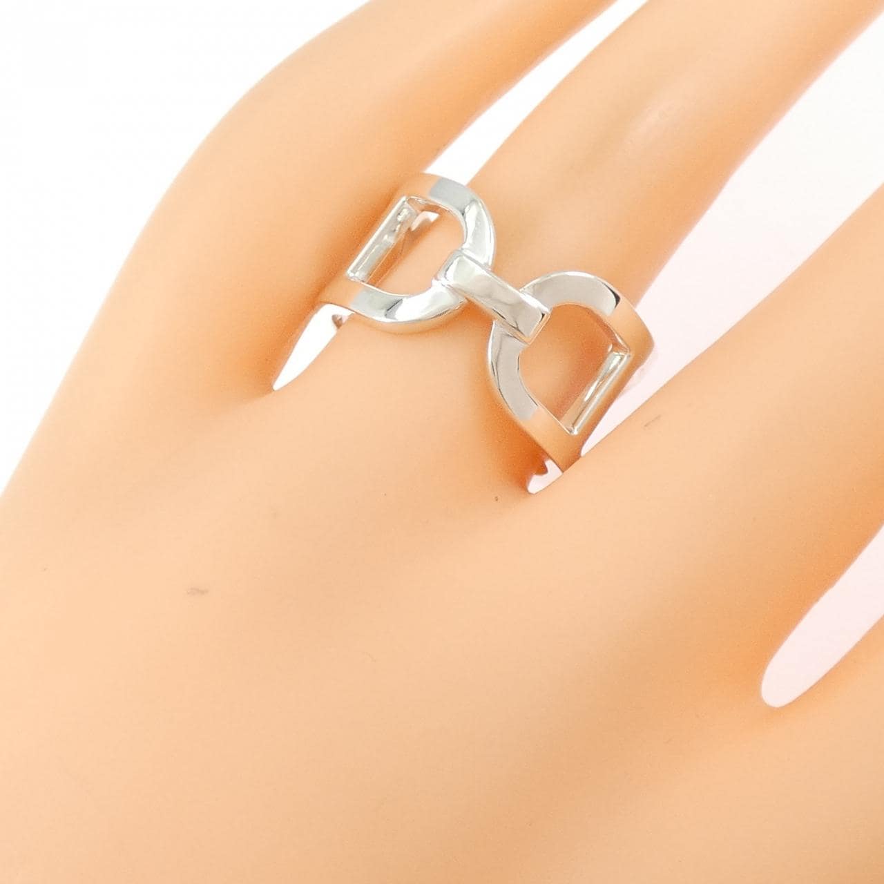 エルメス エヴァー シェーヌダンクル リング