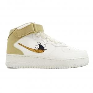 ナイキ NIKE スニーカー