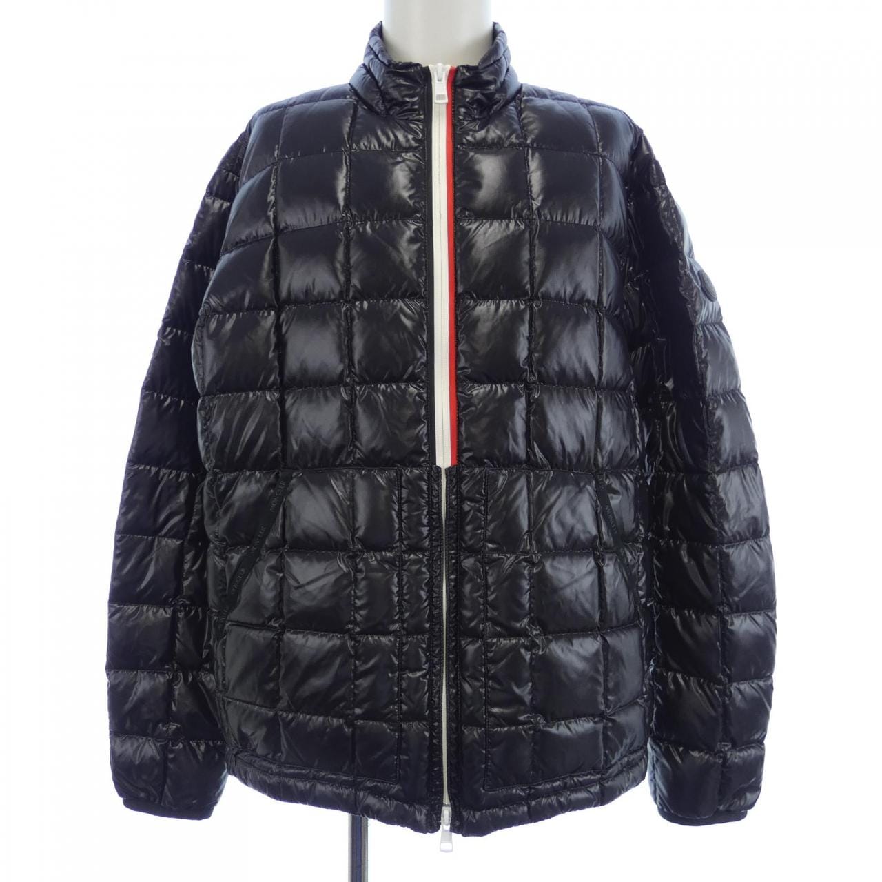 モンクレール MONCLER ダウンジャケット