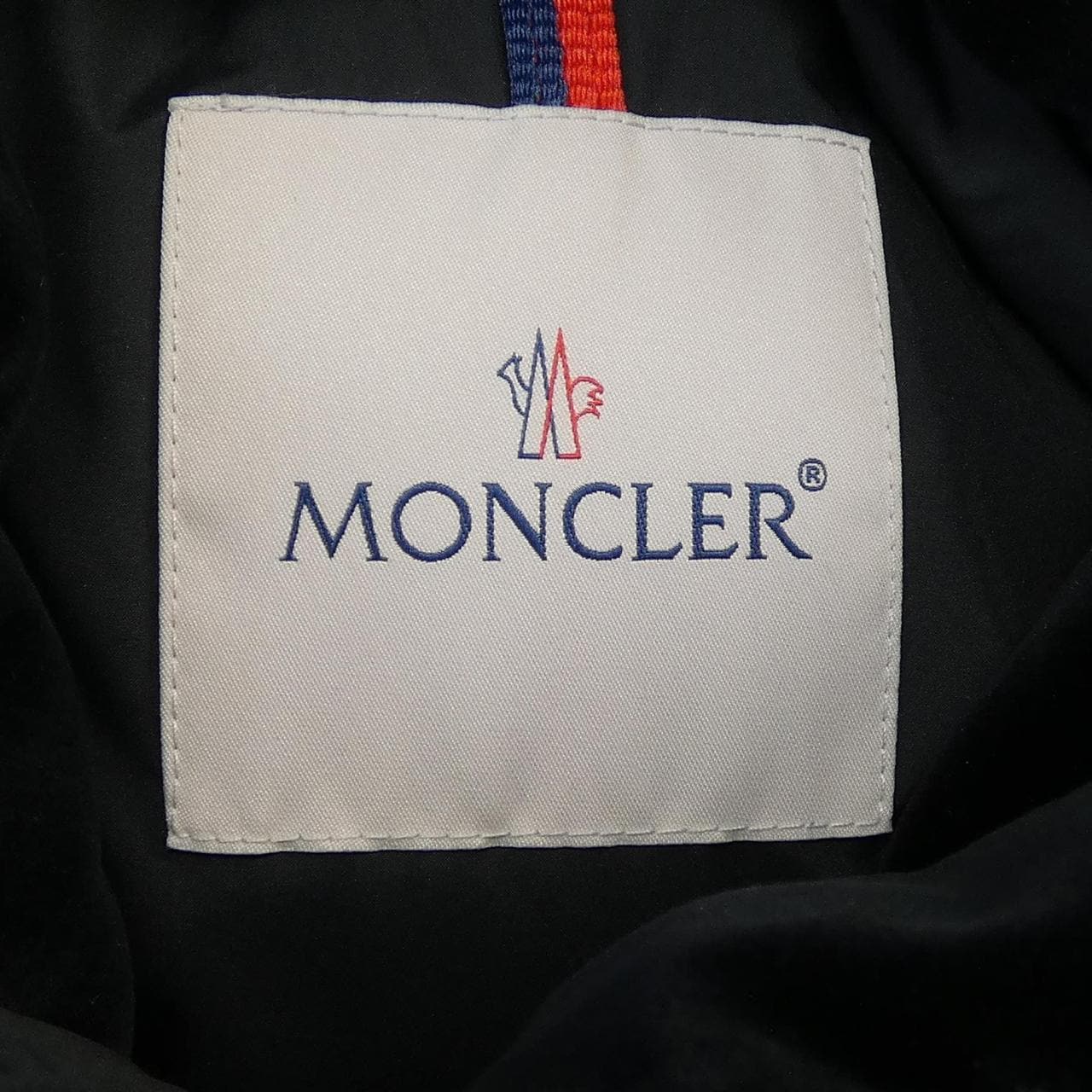 モンクレール MONCLER SEBOU ダウンジャケット