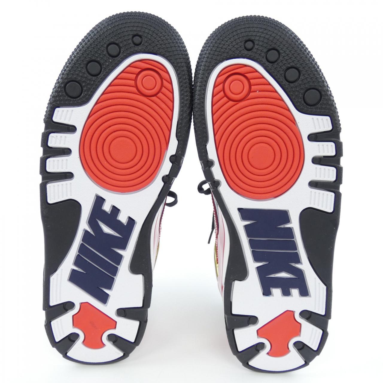 ナイキ NIKE HQ1458-400 スニーカー