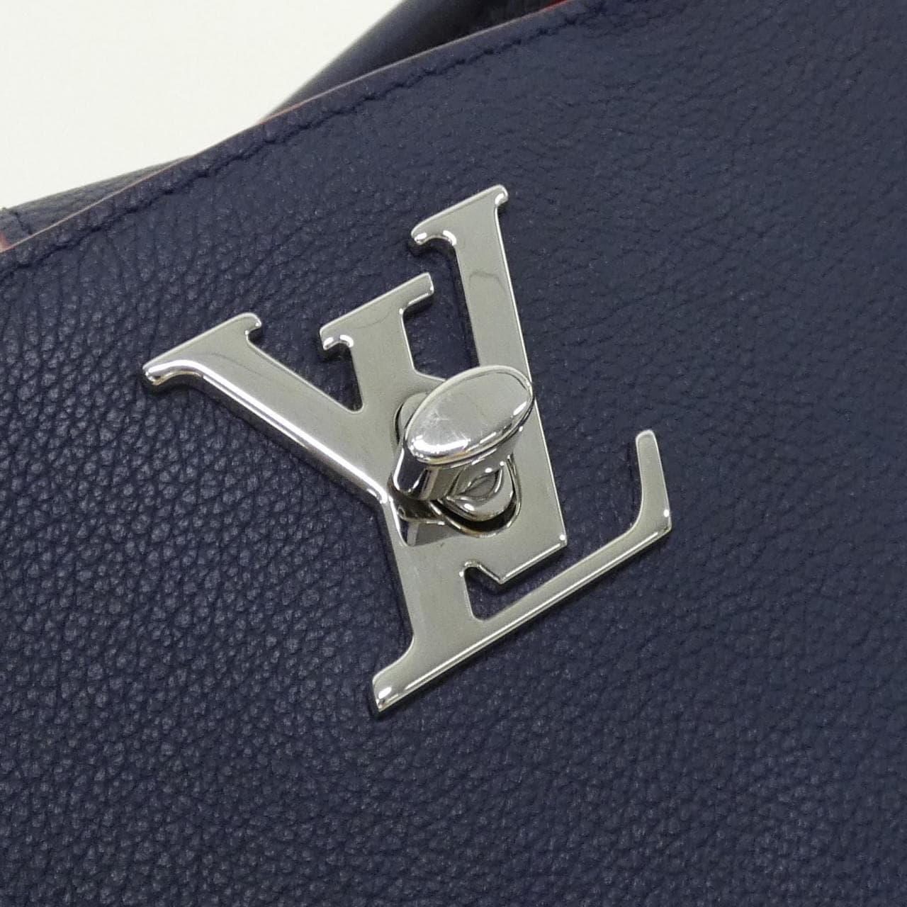 ルイヴィトン ロックミー デー M53645 バッグ