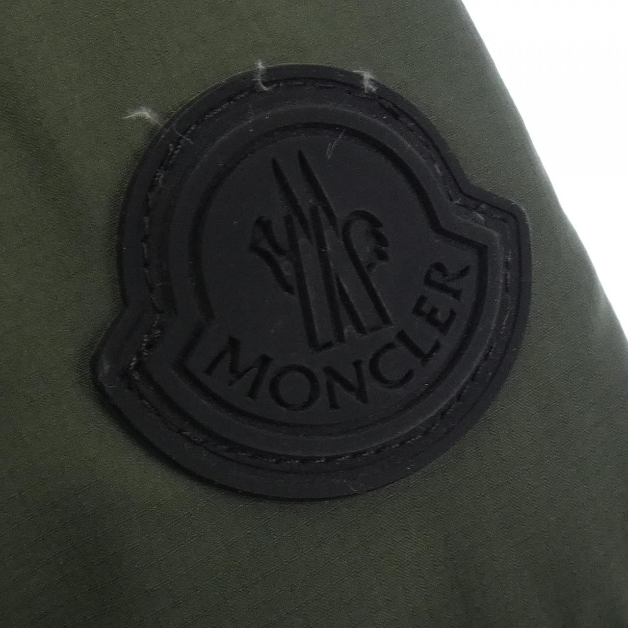 モンクレール MONCLER ダウンジャケット