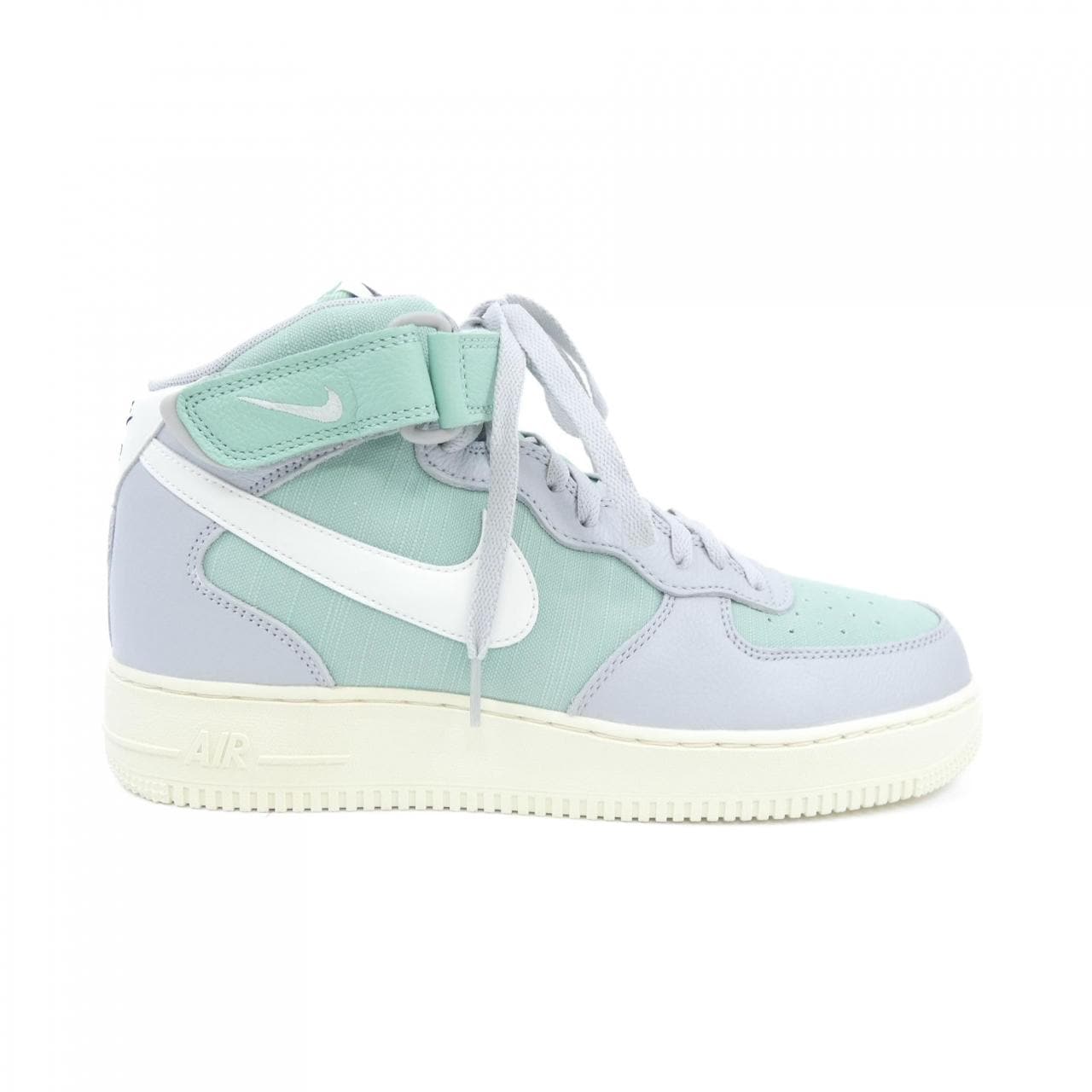 ナイキ NIKE スニーカー