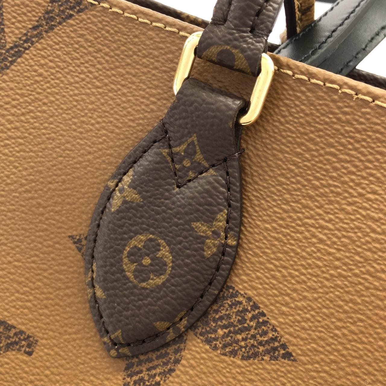 ルイヴィトン モノグラム ジャイアント オンザゴー MM M45321 バッグ