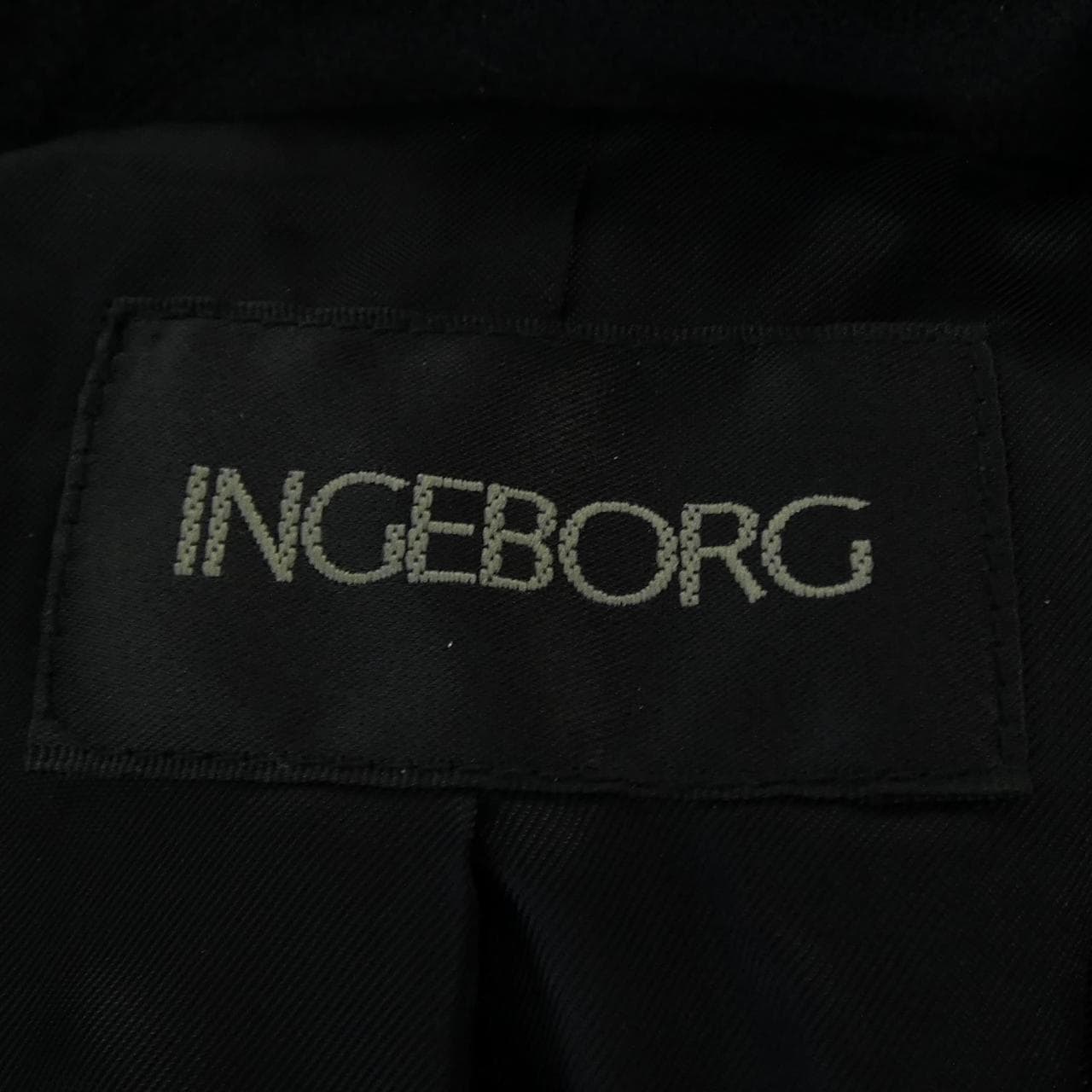インゲボルグ INGEBORG ダウンジャケット