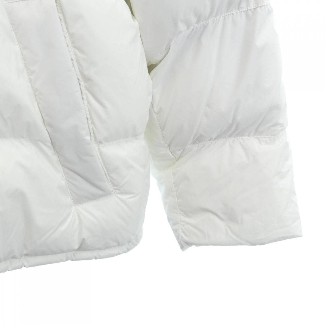 バレンシアガ BALENCIAGA SKIWEAR 774000 TPO39 ジャケット