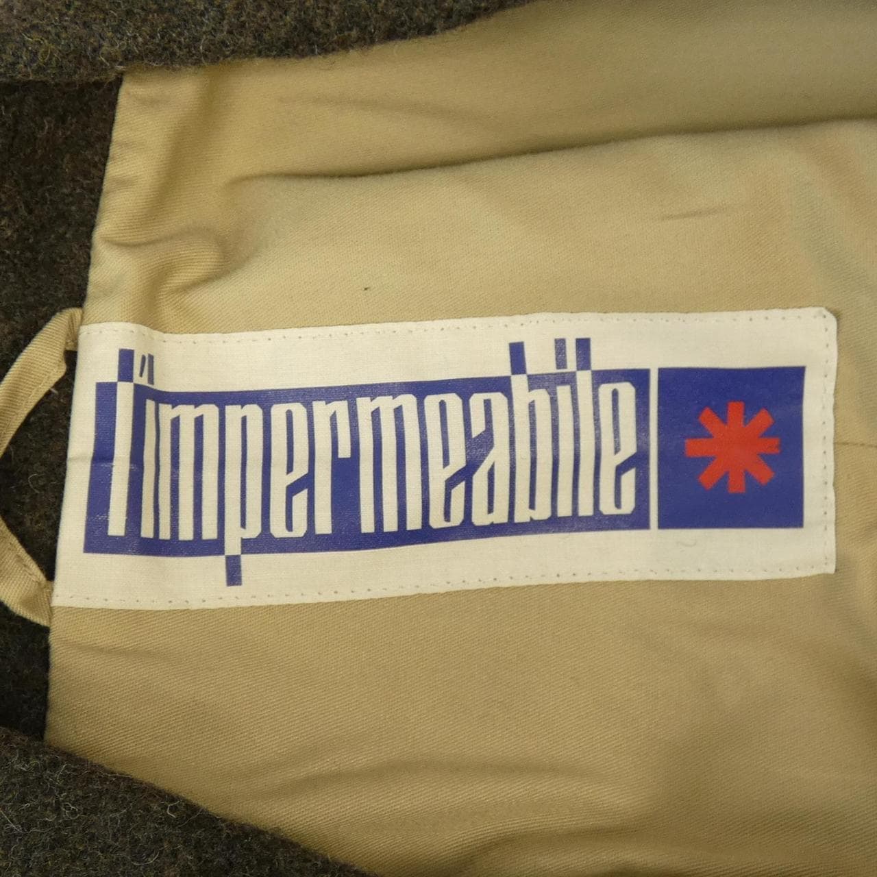 l'impermeabile coat