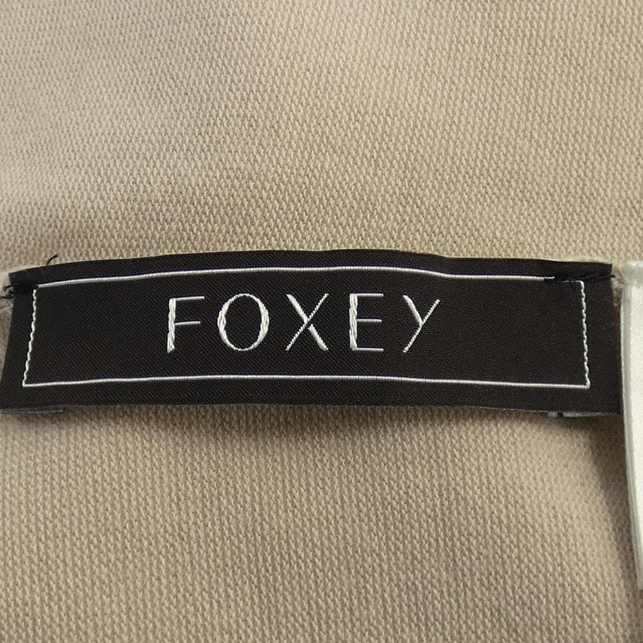 FOXEY开襟衫