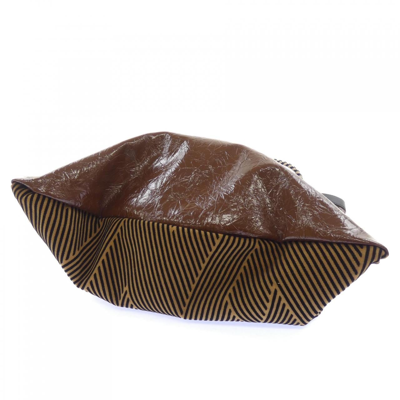 イアパピヨネ ear PAPILLONNER BAG