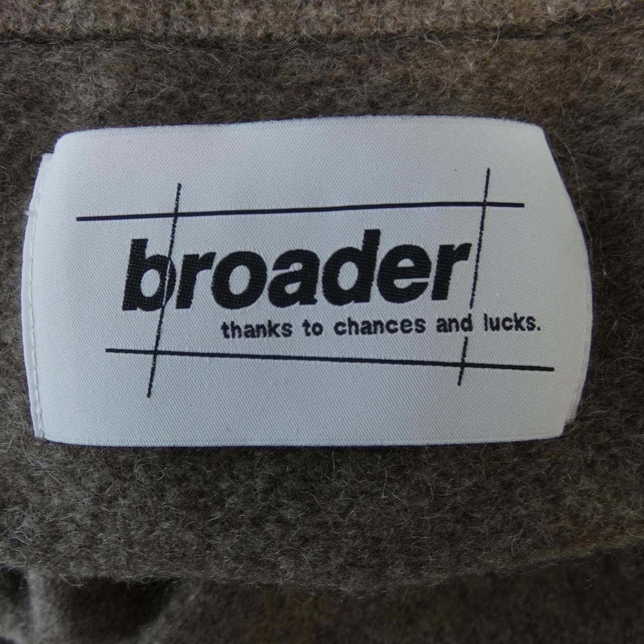 BROADER ニット