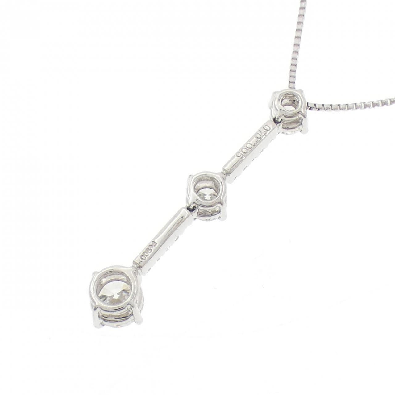 トリロジー ダイヤモンド ネックレス 0.70CT