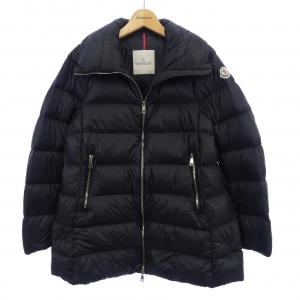 モンクレール MONCLER ダウンジャケット