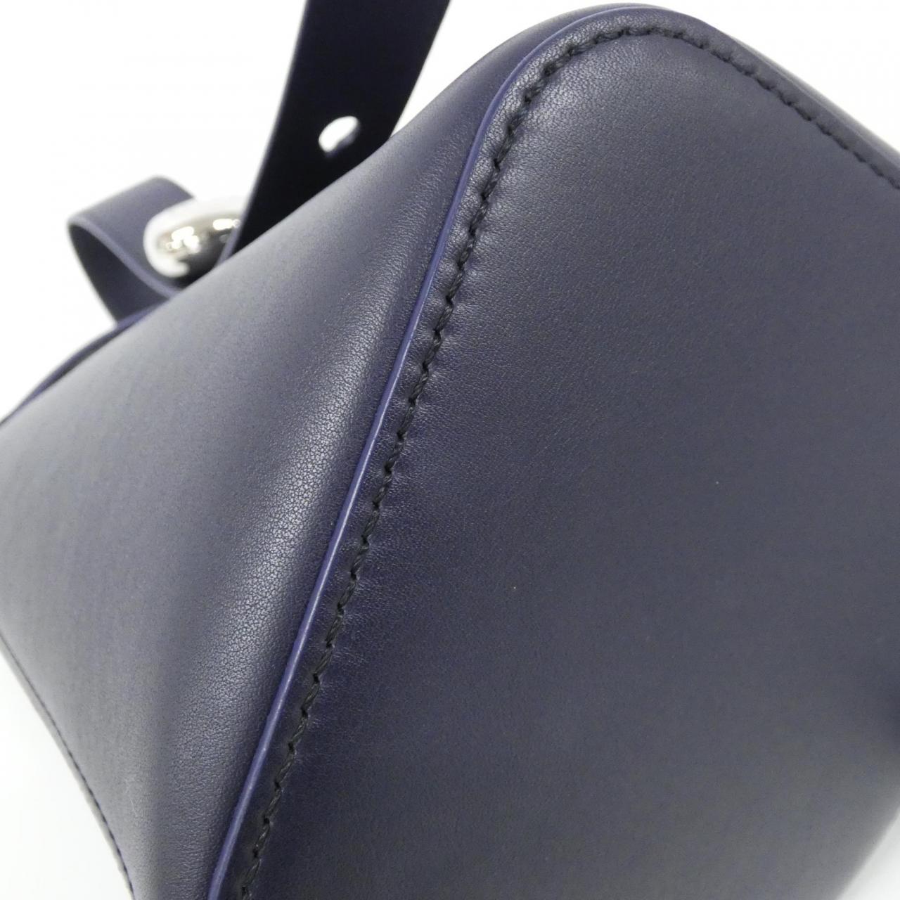 ロエベ ぺブル バケット バッグ ミニ AANBBBMX01 ショルダーバッグ