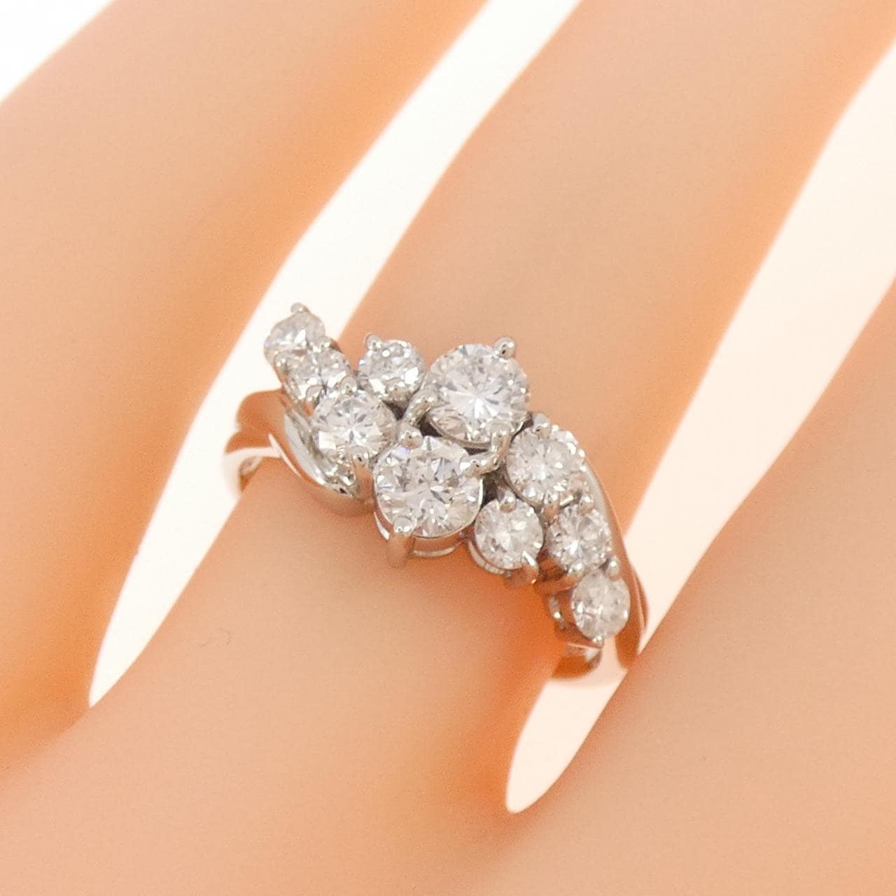 PT900 ダイヤモンド リング 1.00CT