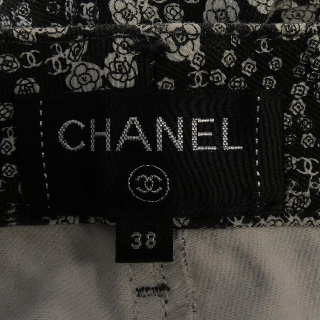 シャネル CHANEL P71263V62840 21B パンツ