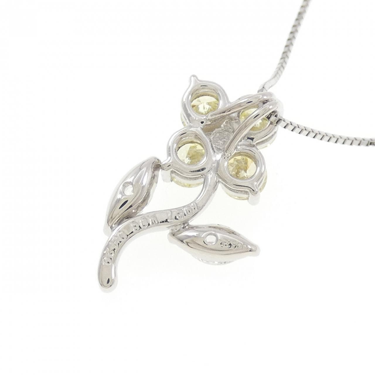 PT900/PT850 フラワー ダイヤモンド ネックレス 1.027CT