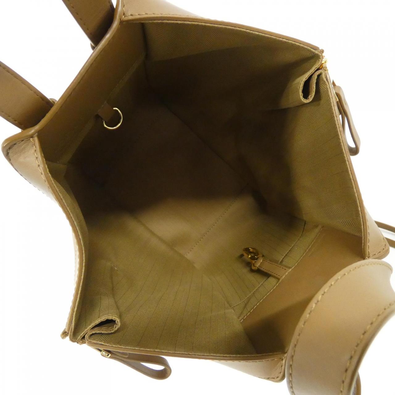 ロエベ ハンモック コンパクト A538H13X14 ショルダーバッグ