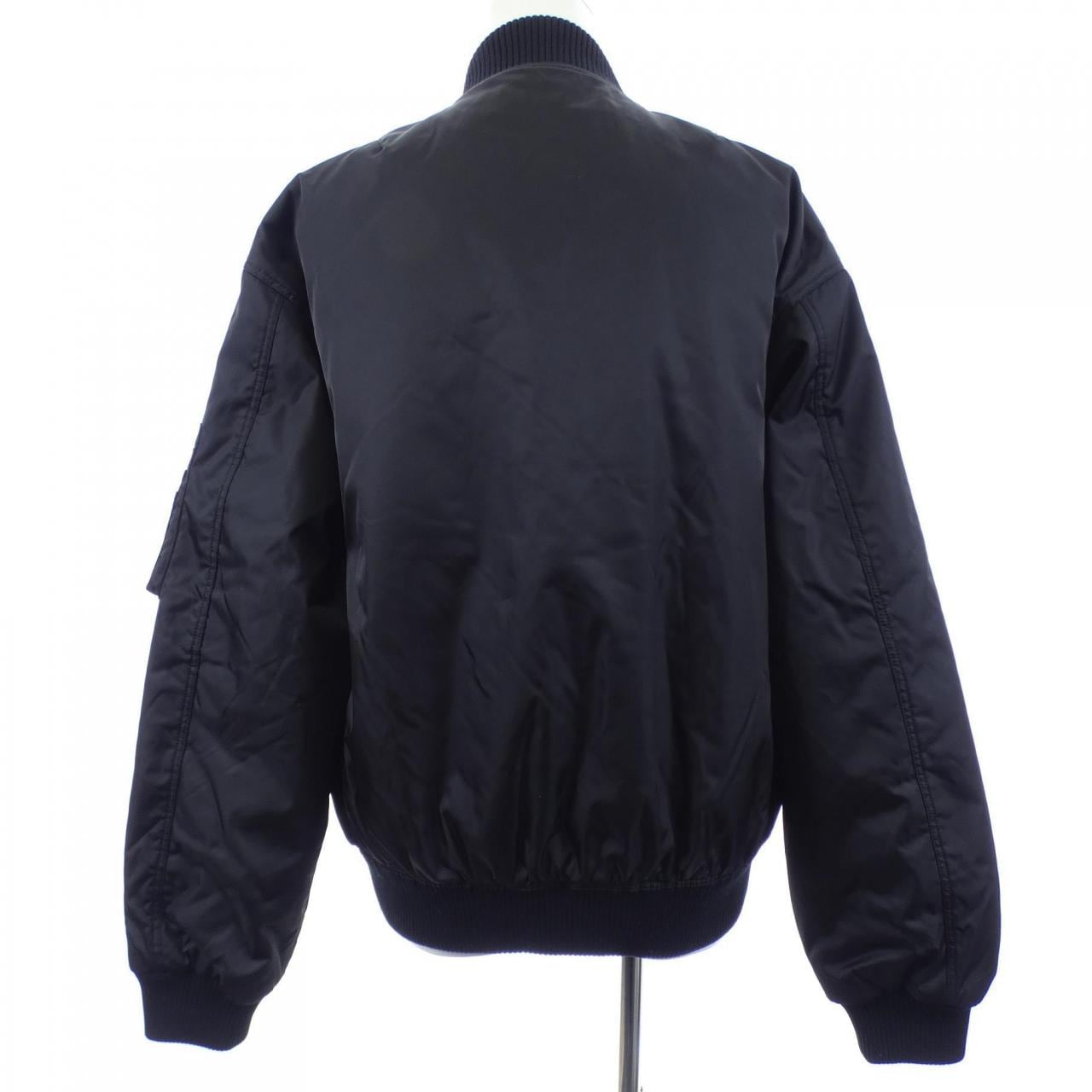 プラダ PRADA トライアングルロゴ SGC824 SOOO 1WQ8 ブルゾン