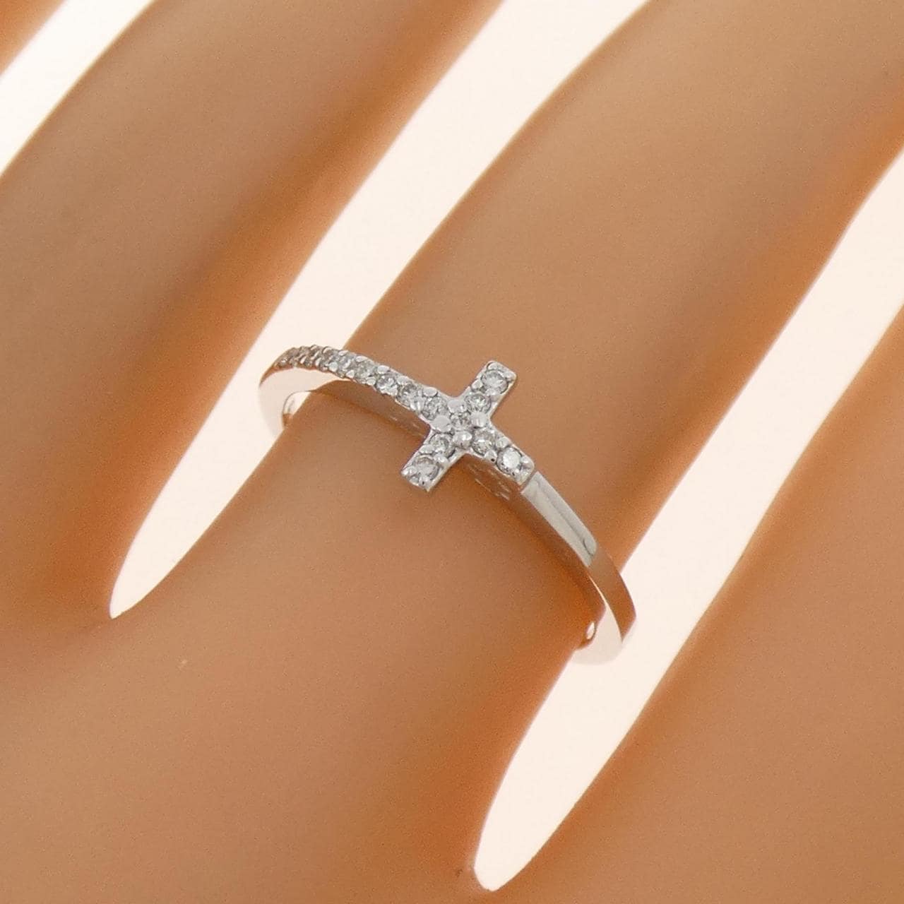 K18WG ダイヤモンド リング 0.08CT