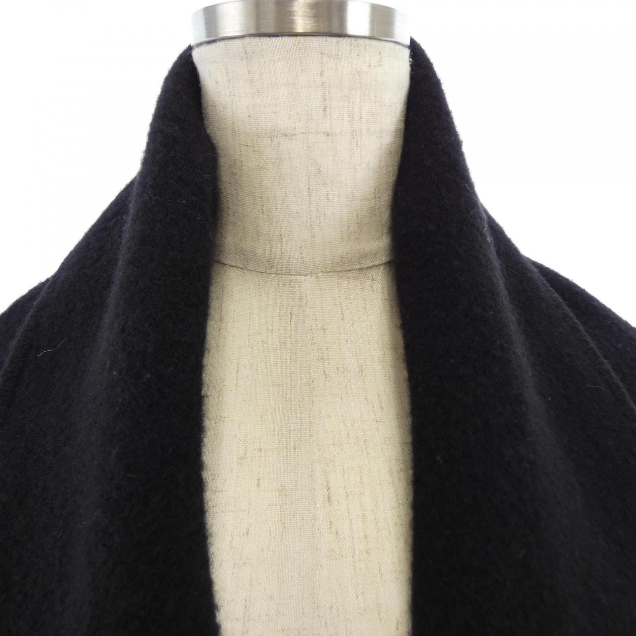 モンクレール MONCLER 20930081700 ダウンジャケット