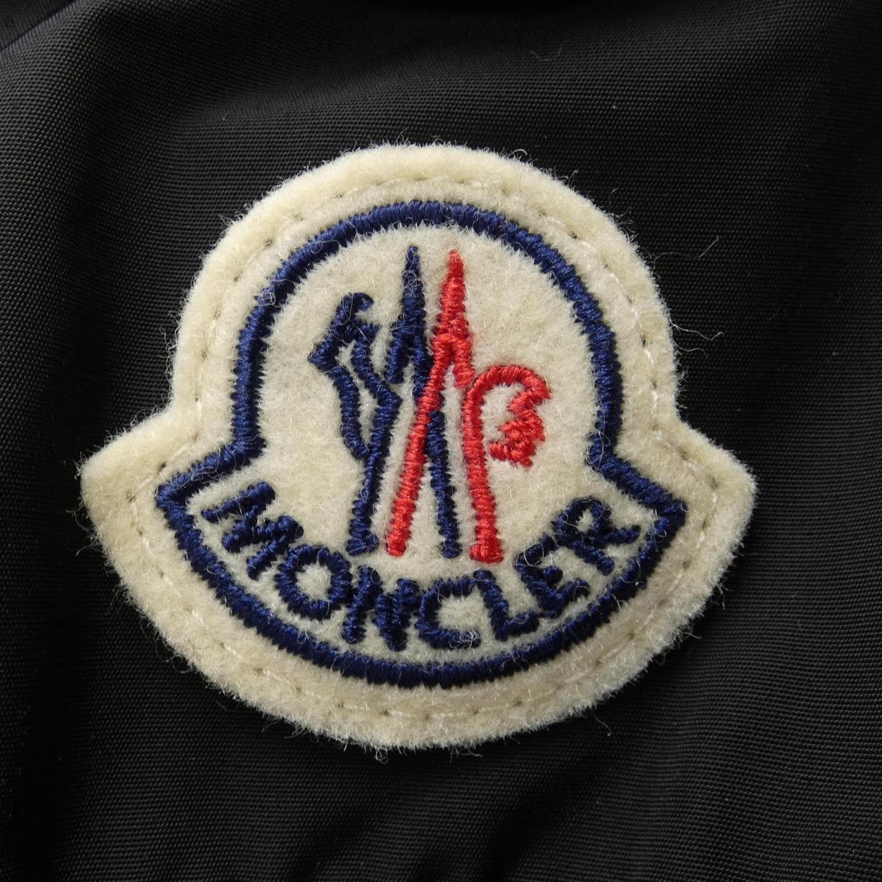 モンクレール MONCLER ブルゾン