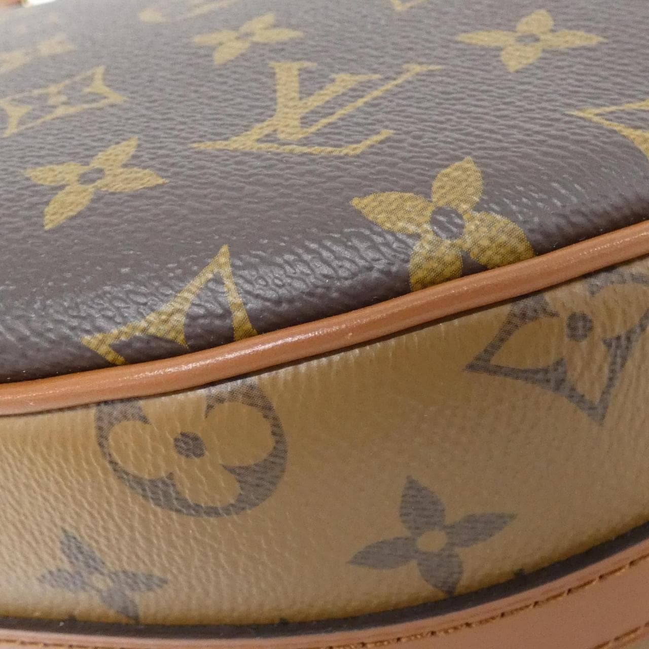 ルイヴィトン モノグラム リバース ループ ホーボー M46311 ショルダーバッグ