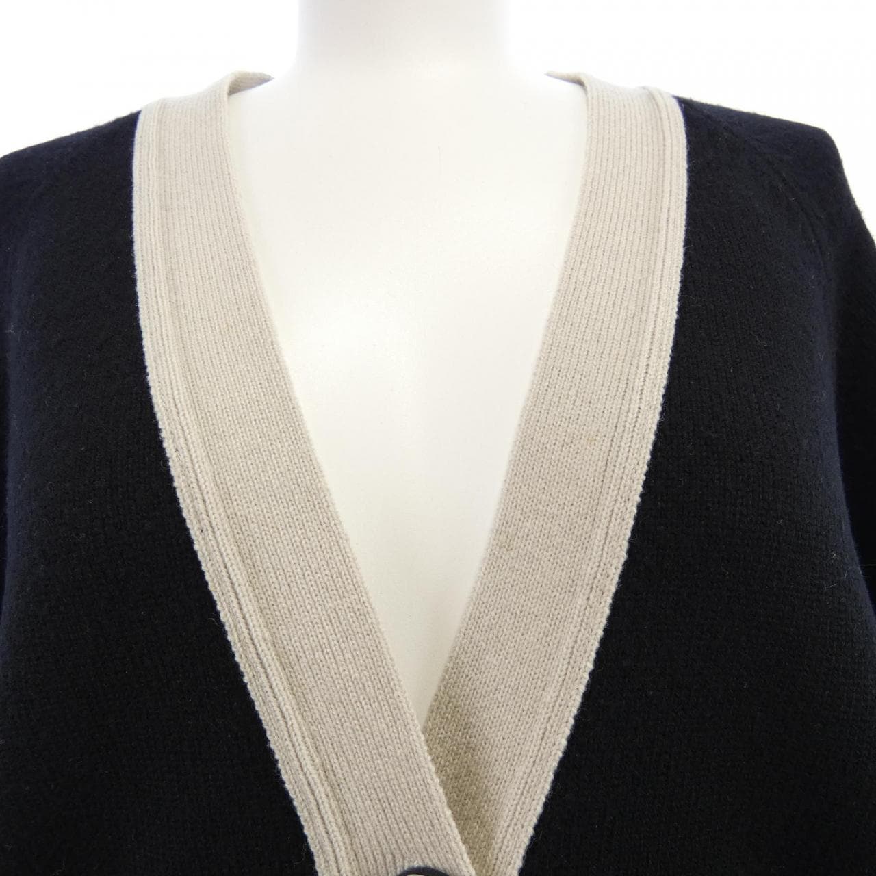 シャネル CHANEL P53235K06886 カーディガン