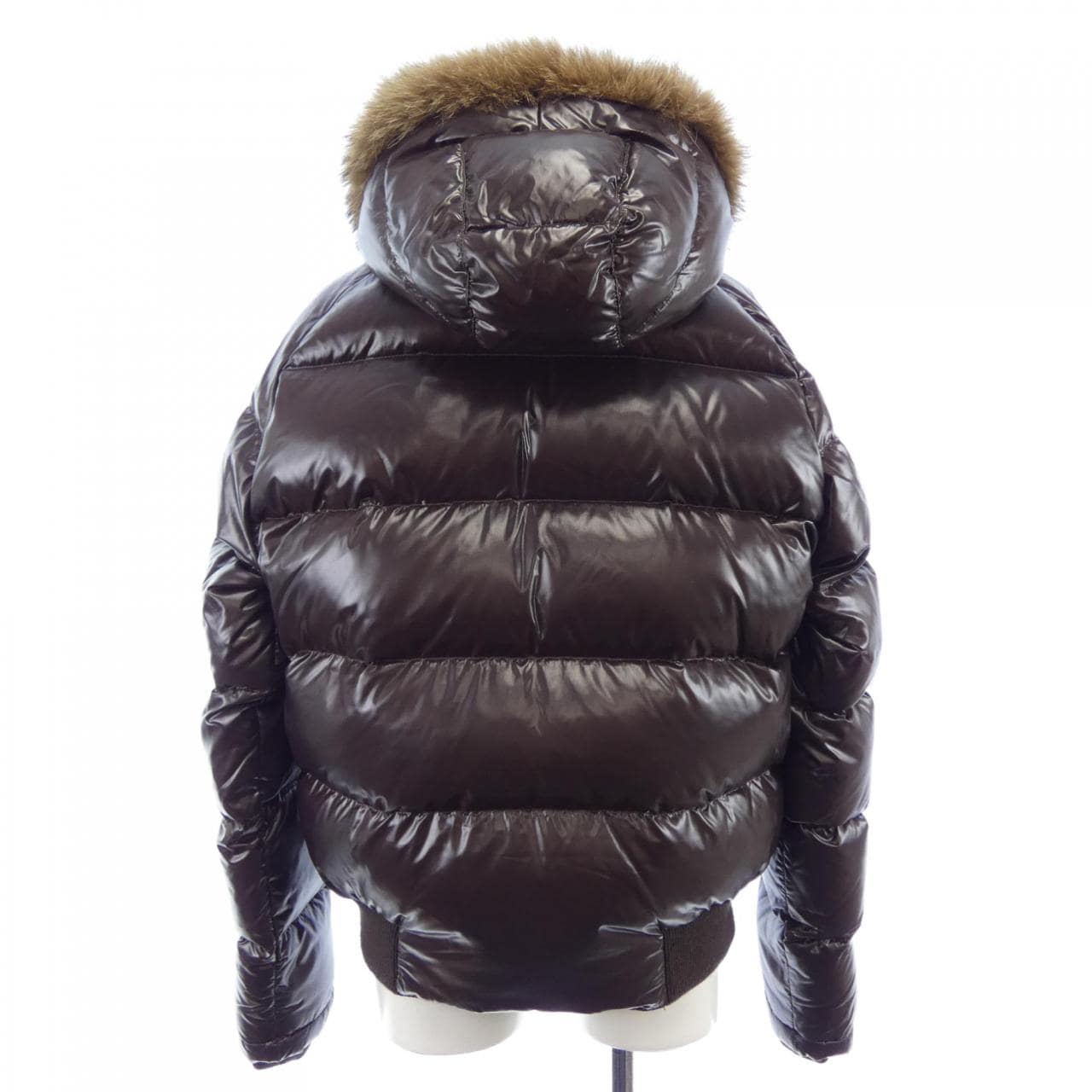 モンクレール MONCLER 41323/91 BULGARIE ダウンジャケット