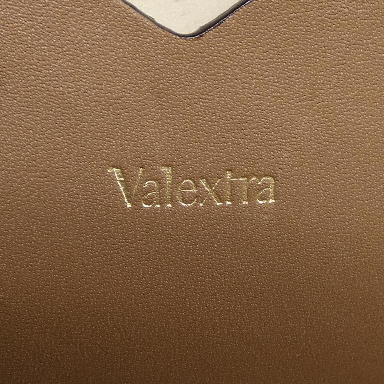 ヴァレクストラ VALEXTRA セリエエッセ BAG