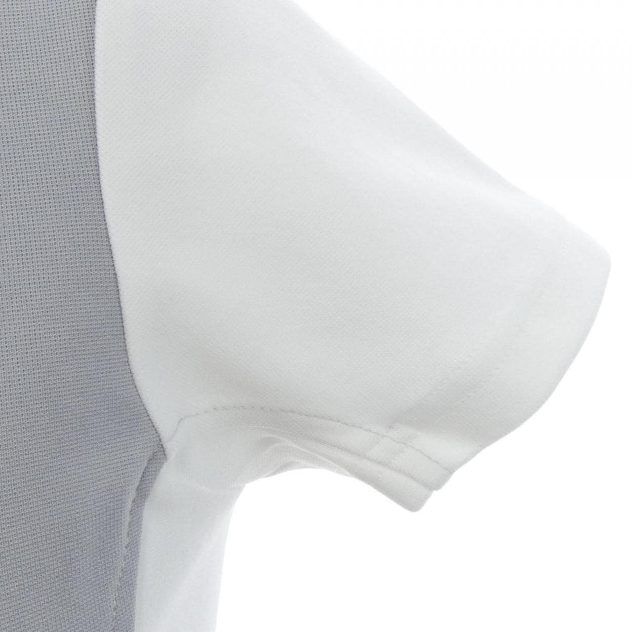 【ヴィンテージ】シャネル CHANEL IDENTFICATION P17575V09971 01P Tシャツ