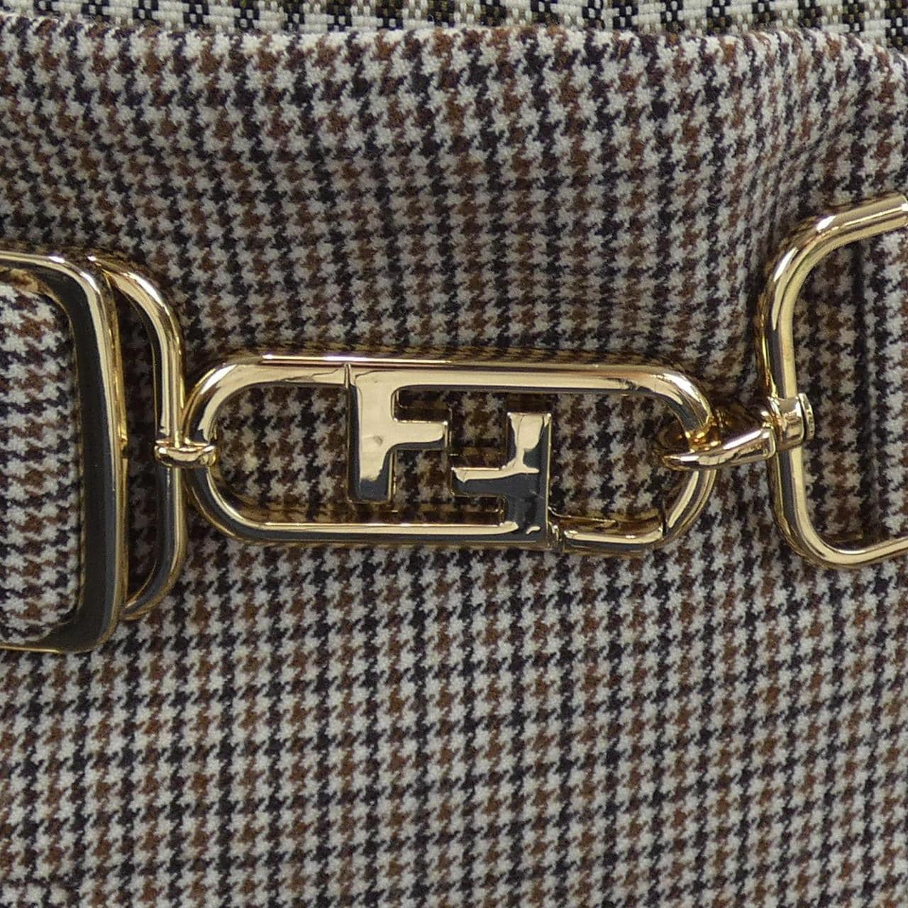 フェンディ FENDI FR6410 AKSM ショートパンツ