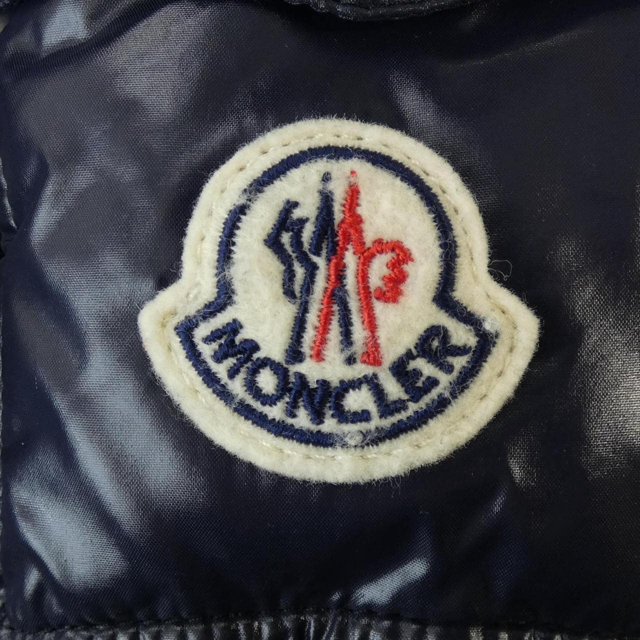 モンクレール MONCLER ダウンジャケット