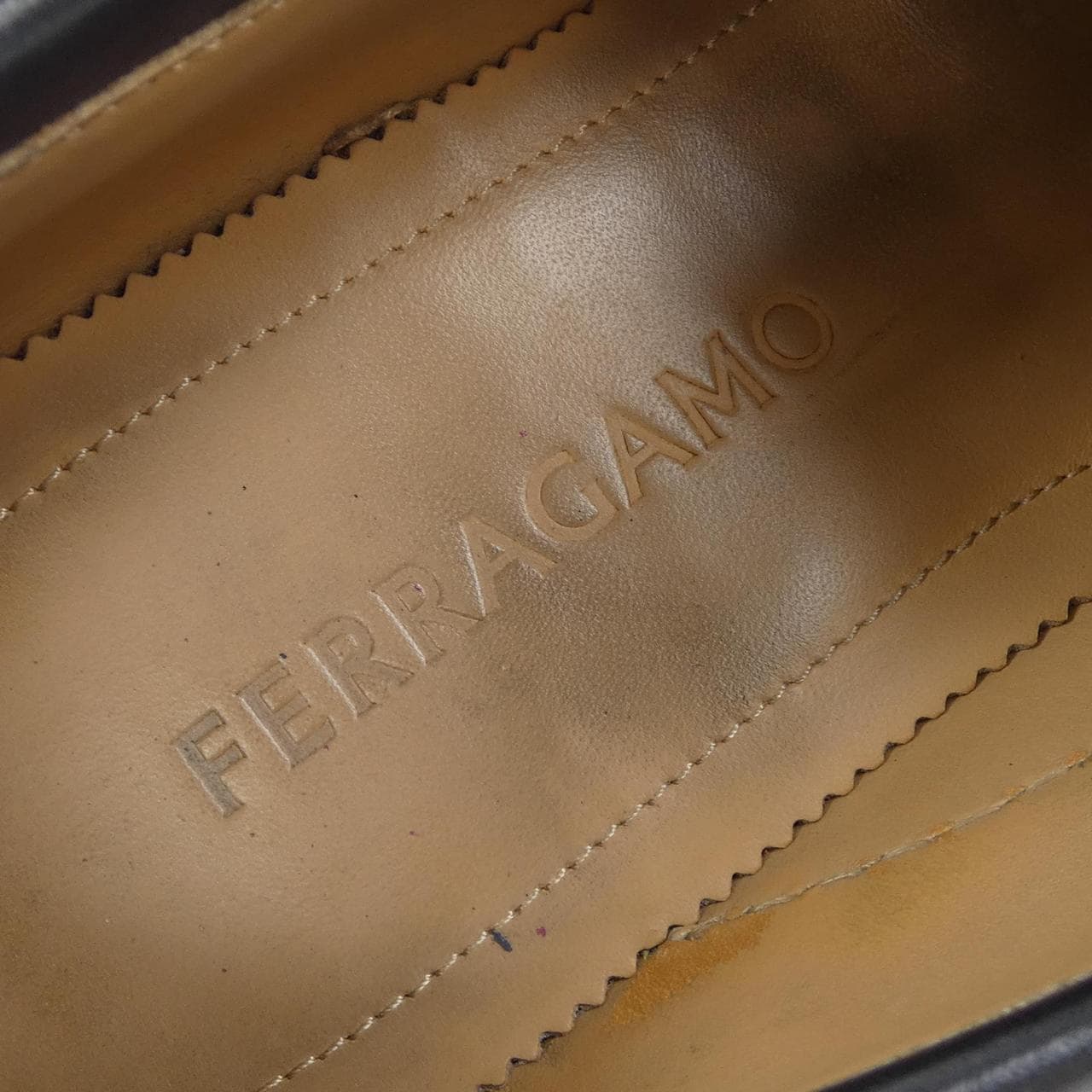 FERRAGAMO鞋