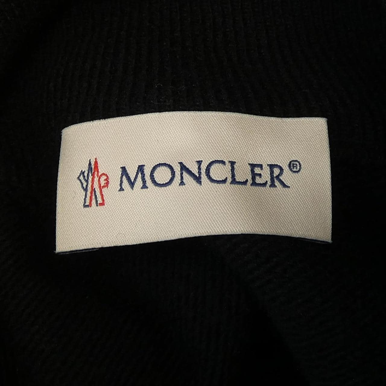 モンクレール MONCLER ダウンジャケット