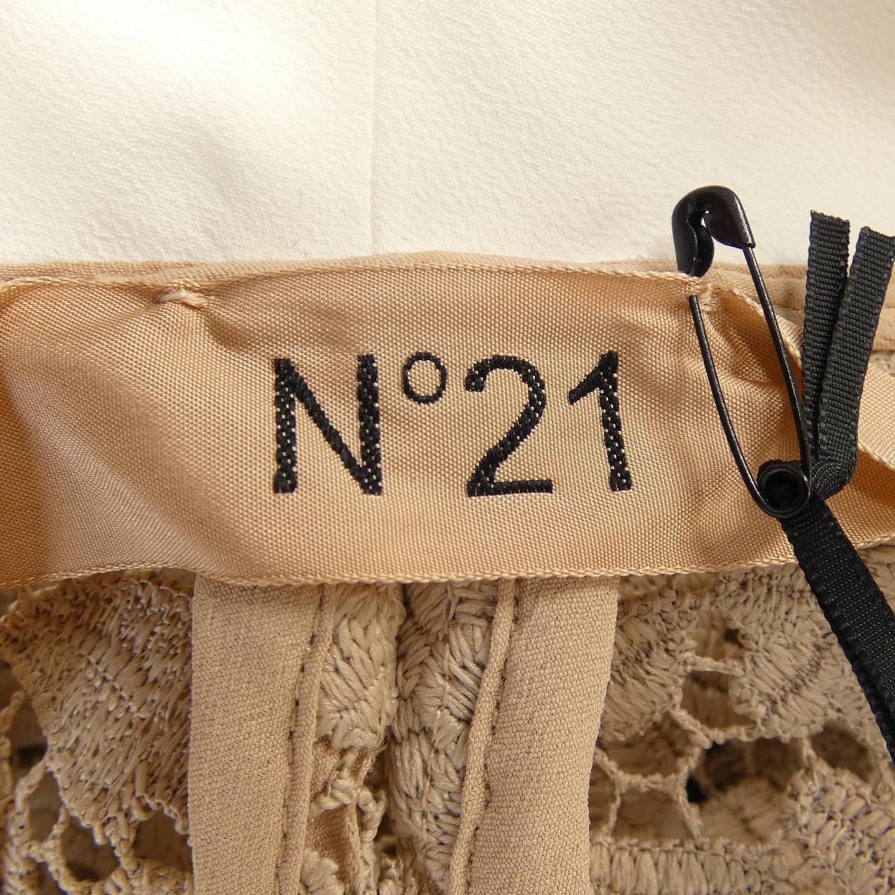 ヌメロヴェントゥーノ N°21 P24IN2M G1324812 トップス
