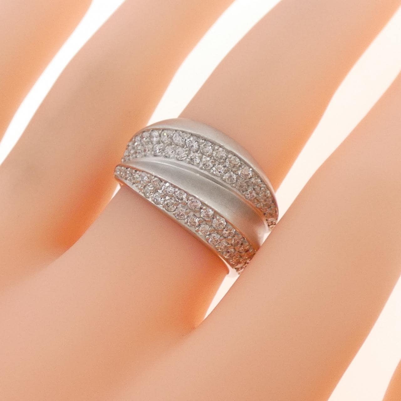 PT900 ダイヤモンド リング 0.95CT