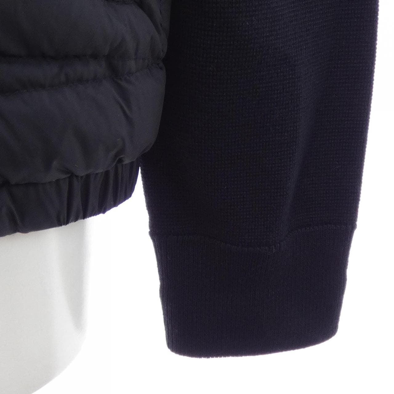 モンクレール MONCLER 20919B50700 ダウンジャケット