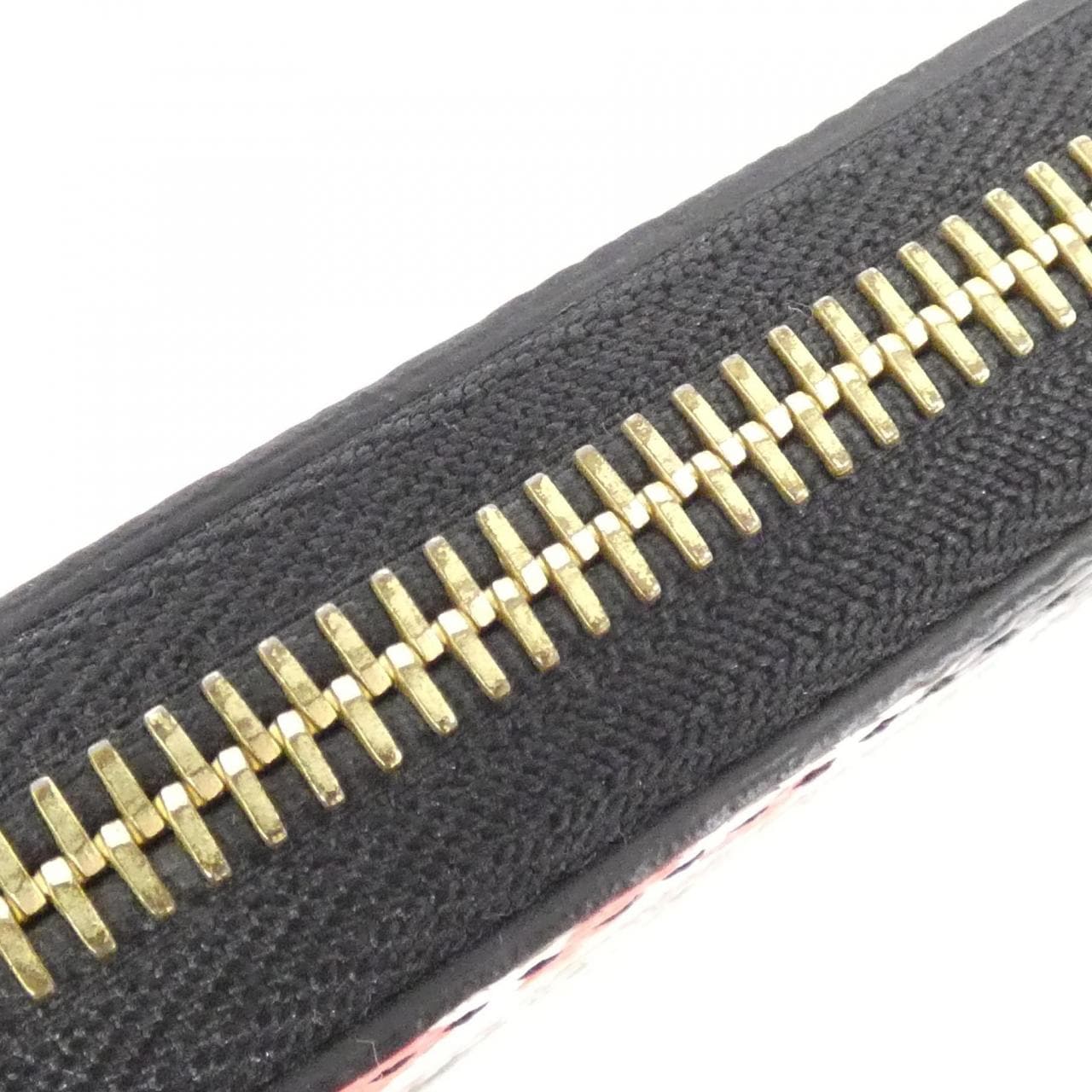 ルイヴィトン LVクラフティ ジッピー ウォレット M69436 財布