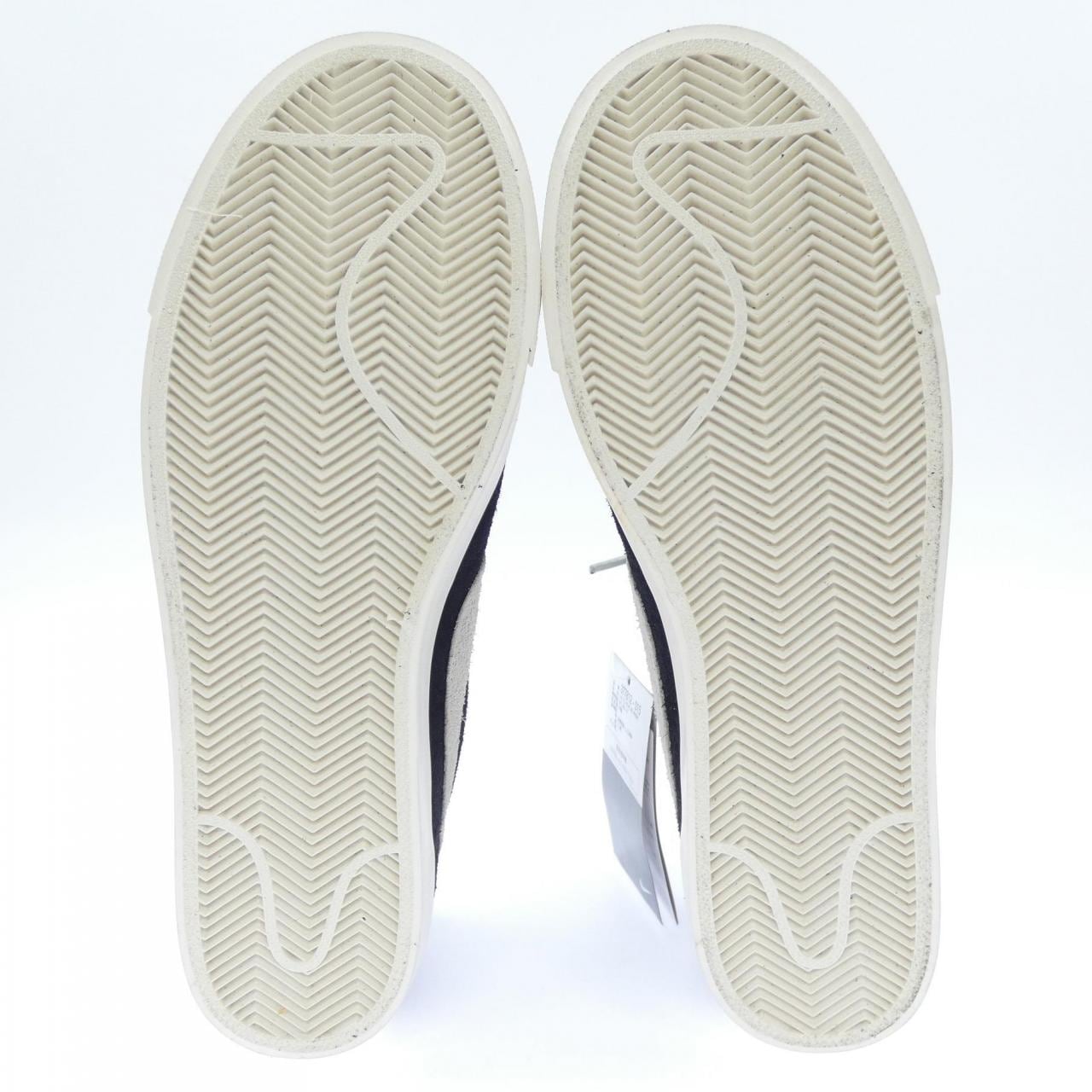 ナイキ NIKE 377812 015 スニーカー