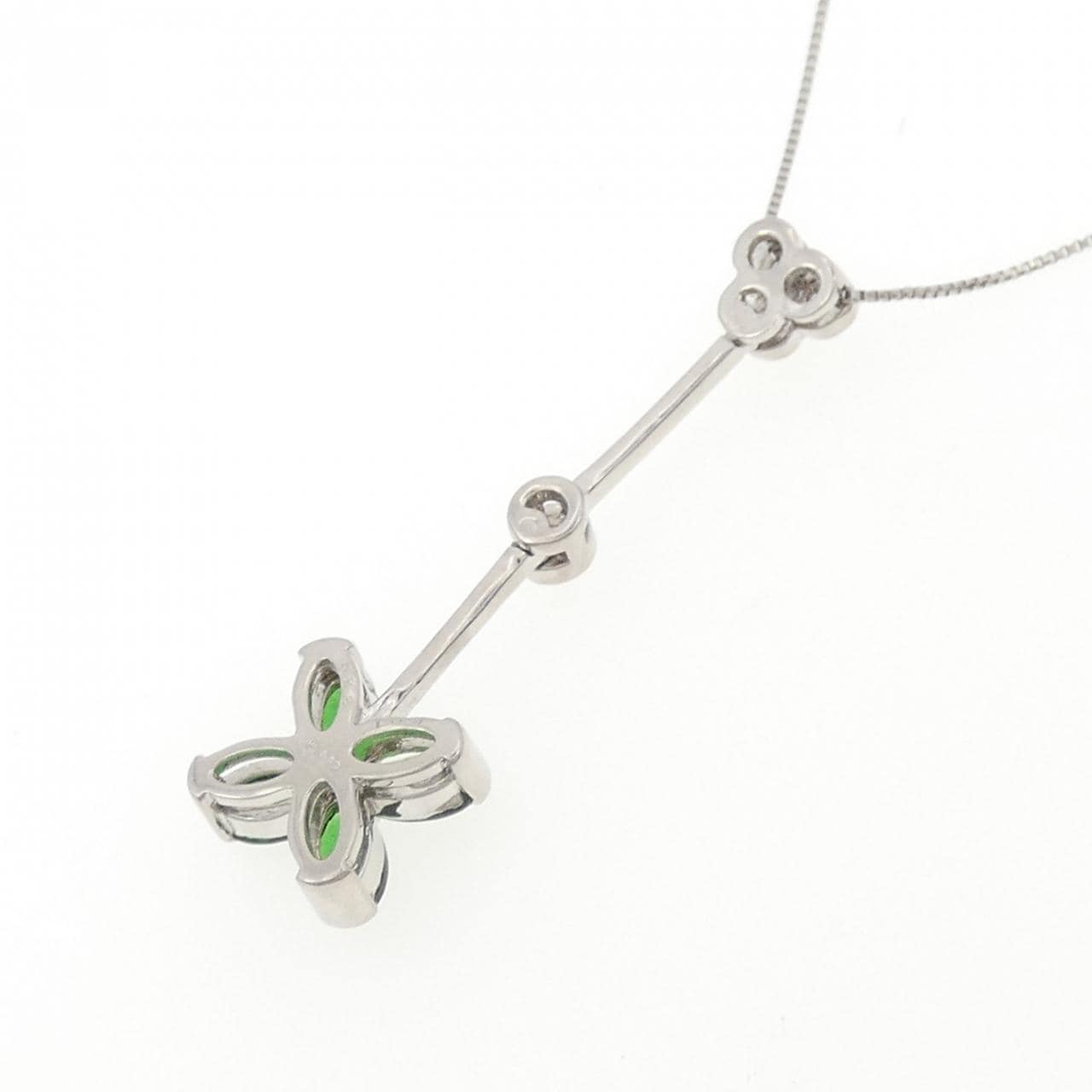 PT900/PT850 フラワー ガーネット ネックレス 1.04CT