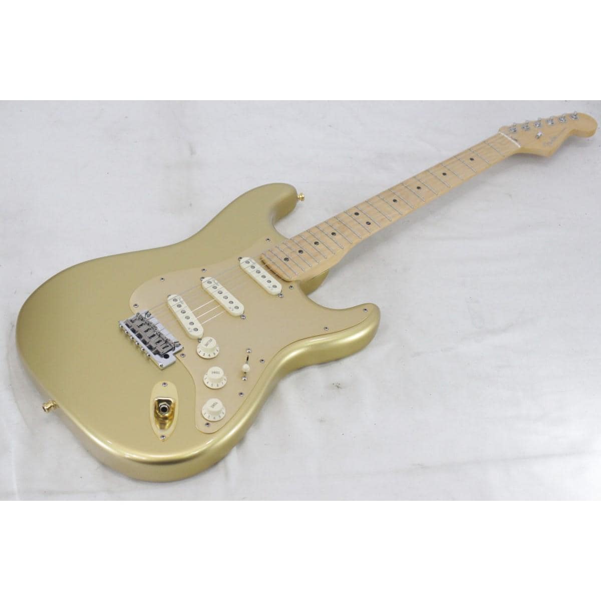 ＦＥＮＤＥＲ　ＡＭＥＲＩＣＡＮ　ＤＥＬＵＸＥ　ＳＴ