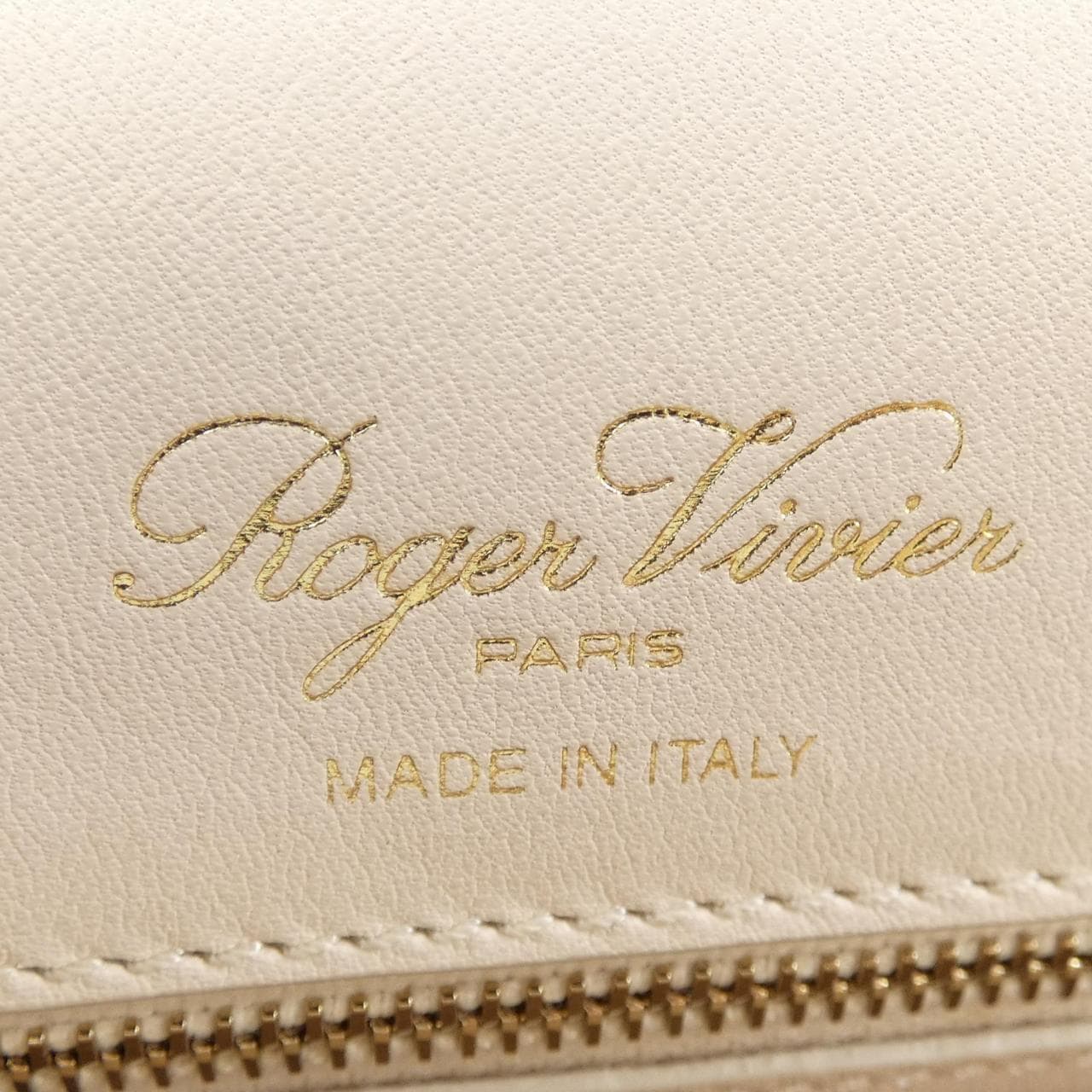 ロジェヴィヴィエ ROGER VIVIER BAG
