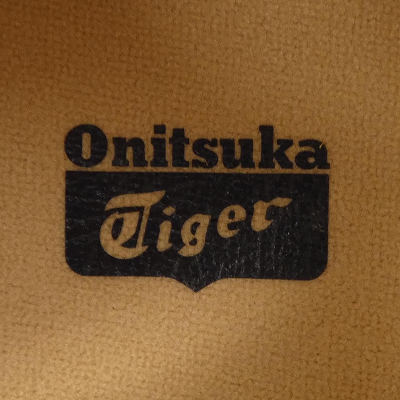 オニツカ タイガー ONITSUKA TIGER 1183C555-250 スニーカー