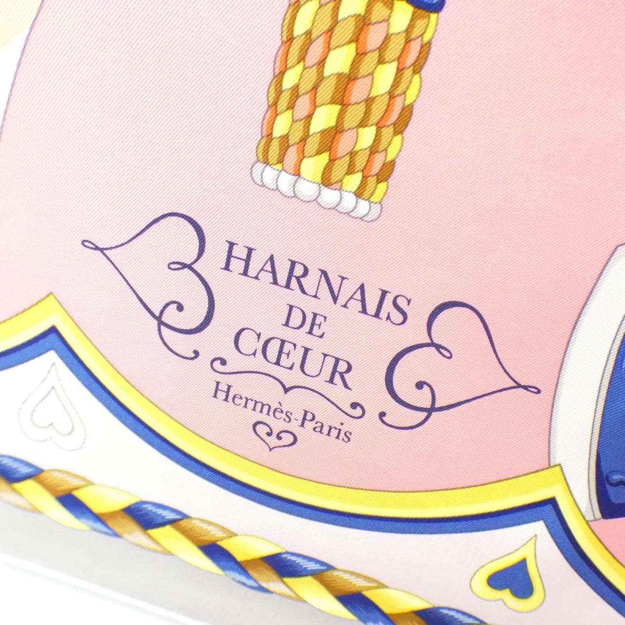 HERMES HARNAIS DE COEUR Carre 004090S Scarf